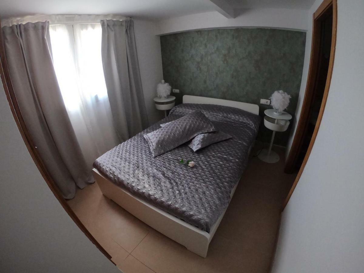 Apartamento A Primera Linea De Mar En Castell-Platja d'Aro Buitenkant foto